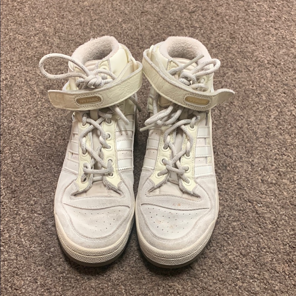 Adidas Ivy Park sneakers size 7